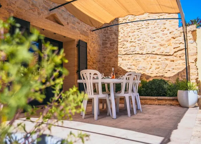 Σπίτι διακοπών Superbe Mas Provencal Renove-ideal Famille Vers Pont du Gard